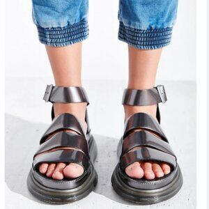 Dr. Martens Clarissa Metallic Leather Gladiator Sandals Pewter Spectra Patent 9